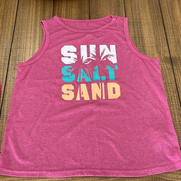 Summer top bundle Size Medium - Picture 2 of 11